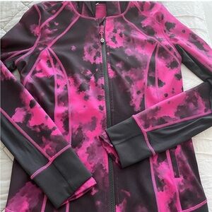 Hot pink and black Lululemon zip up jacket 
Size: 6